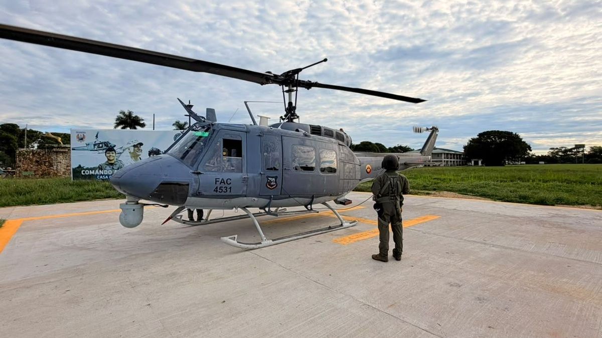 Referencia Helicóptero de la Fuerza Aeroespacial Colombiana.