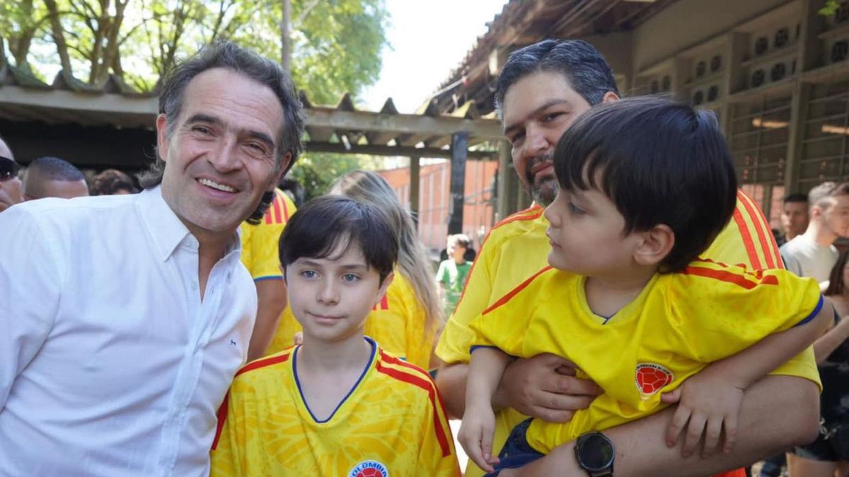 Alcalde Federico Gutiérrez en las votaciones del 21 de junio