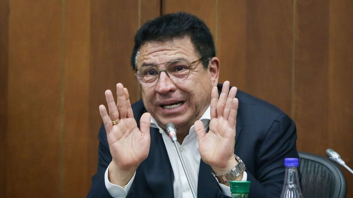 La Corte Suprema de Justicia investiga al senador Miguel Ángel Pinto, expresidente de la Cámara de Representantes, por presunta violencia sexual. Él se declara inocente.