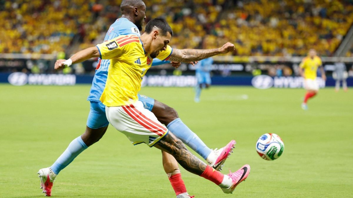 El lateral anotó su segundó gol mundialista.