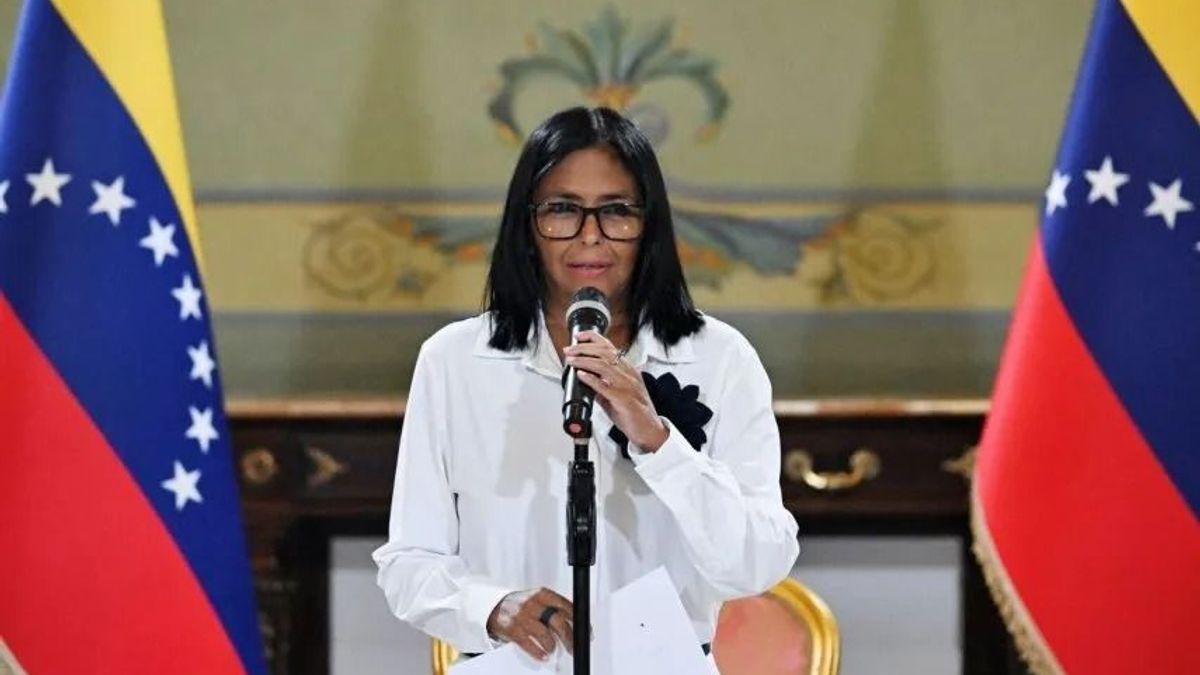 La presidenta (E) de Venezuela, Delcy Rodríguez, declaró el estado de emergencia nacional.