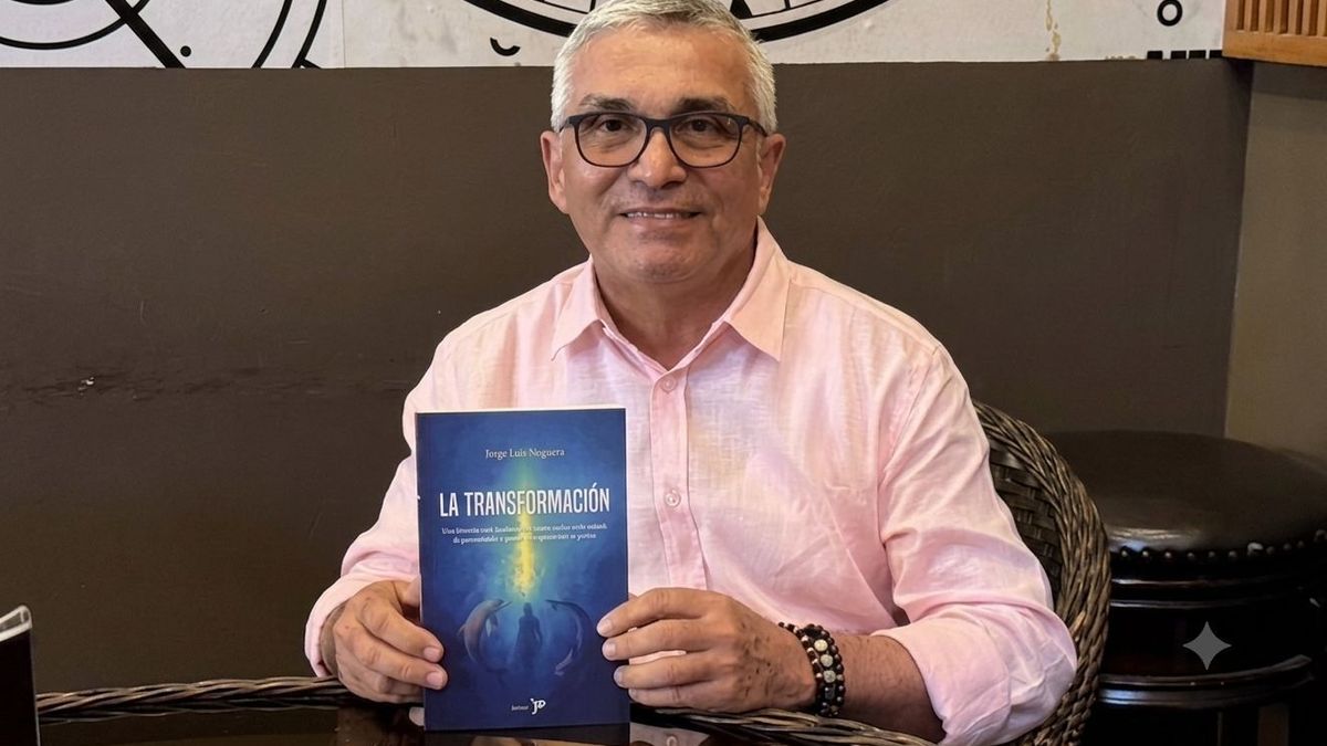 Escritor colombiano Jorge Luis Norwood