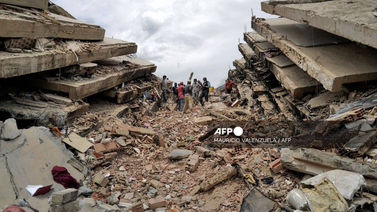 Rescates tras 90 horas del terremoto que azotó a Venezuela el pasado 24 de junio