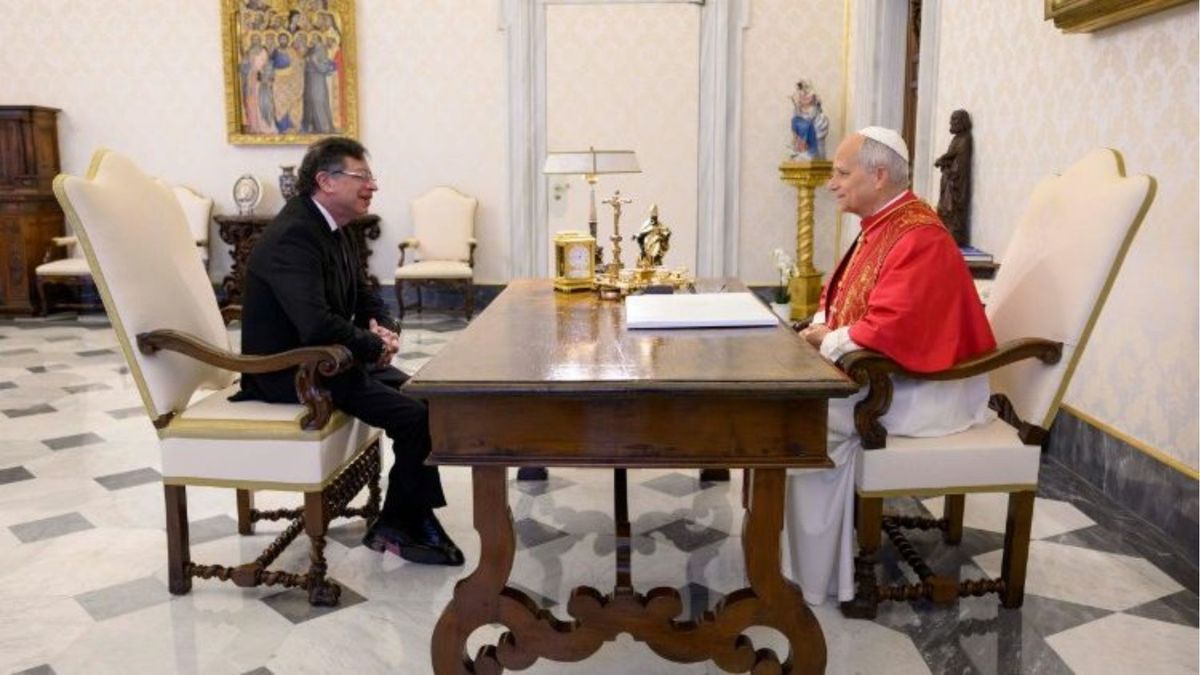 Presidente Gustavo Petro y papa Leon XIV