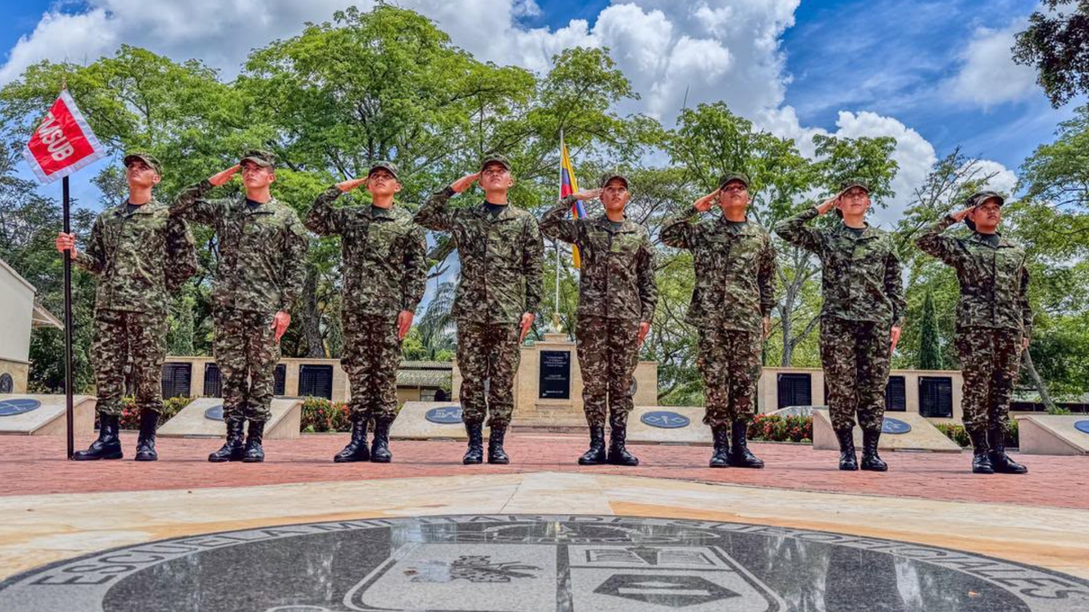 Suboficiales del Ejército Nacional.