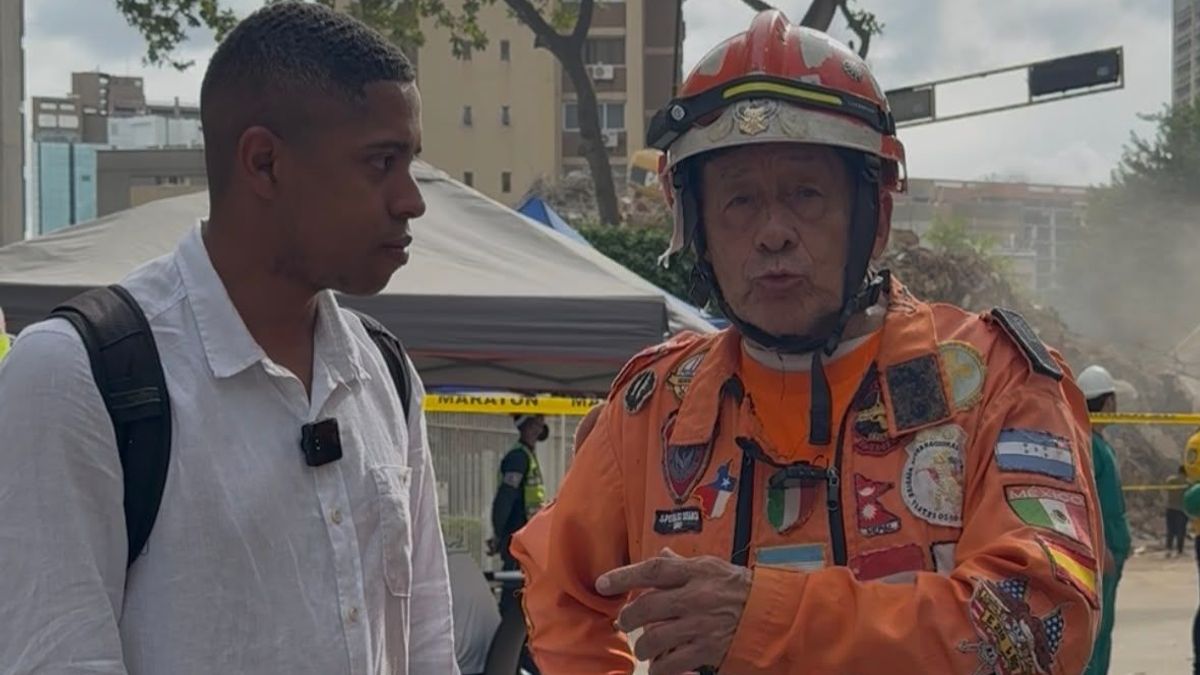 Aldair Rodríguez con Héctor Méndez, 'El Topo mayor'.