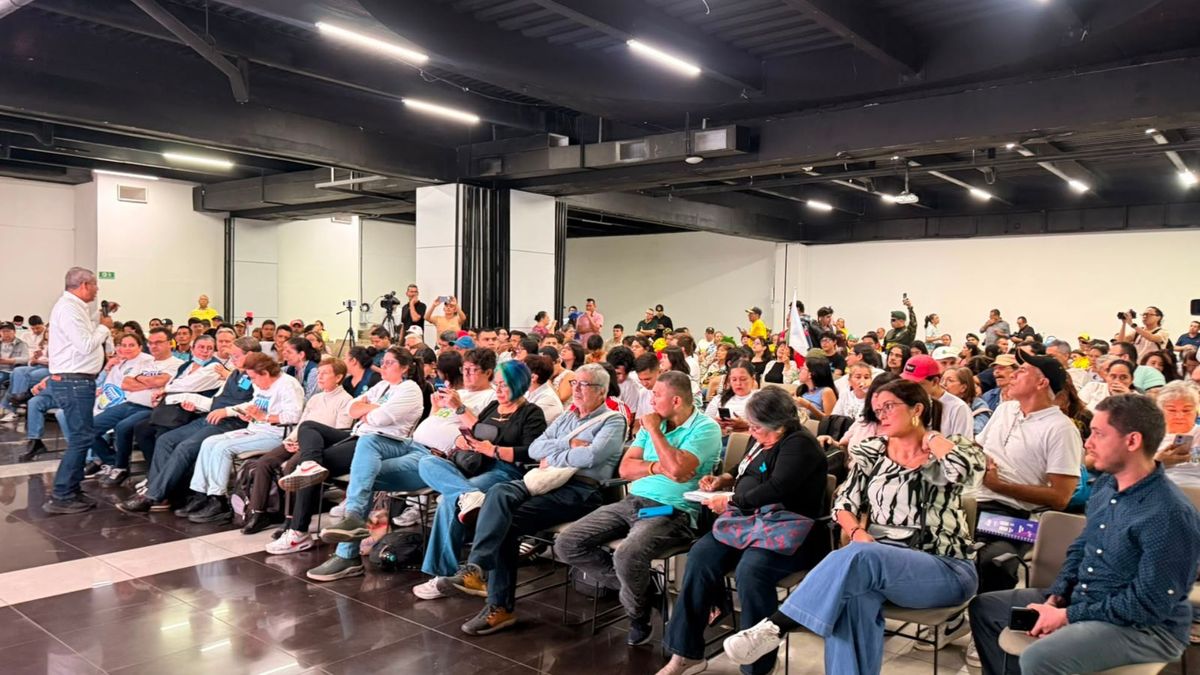 Mesa de concertación por la delimitación del páramo de Santurbán en Bucaramanga.