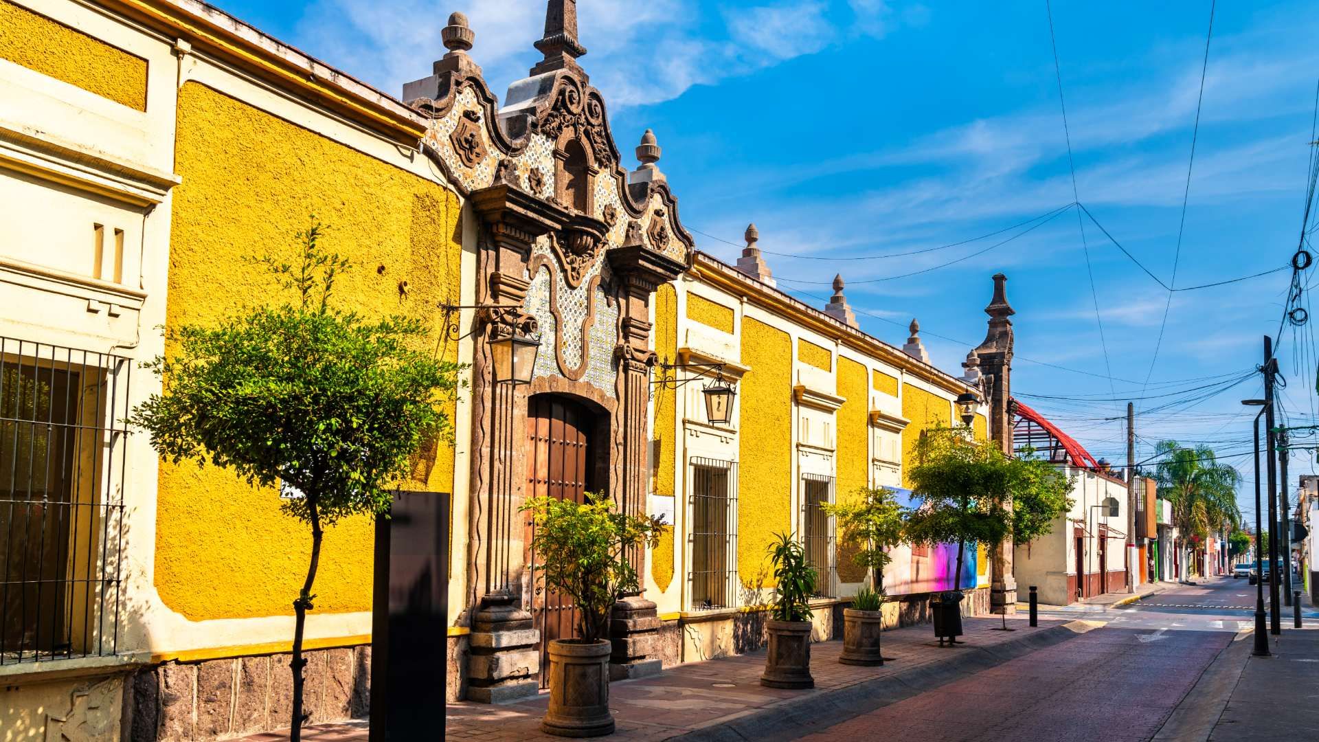 Tlaquepaque es conocido por sus casas coloniales coloridas.