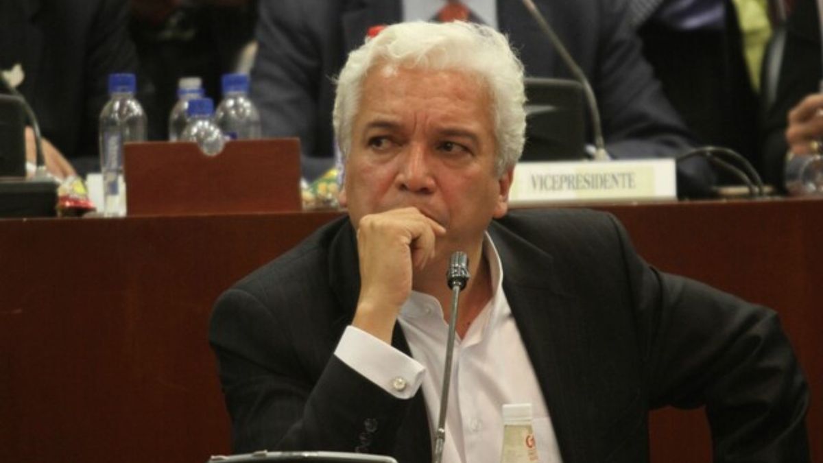 Carlos Alonso Lucio lidera el empalme del gobierno de Abelardo de la Espriella