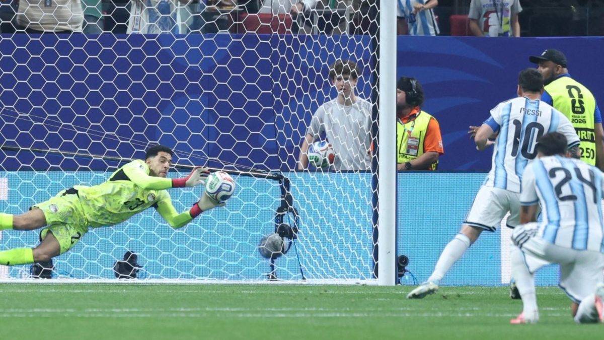 El portero ha sido figura en el torneo FIFA.