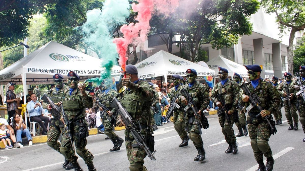 Desfile del 20 de Julio en Cali