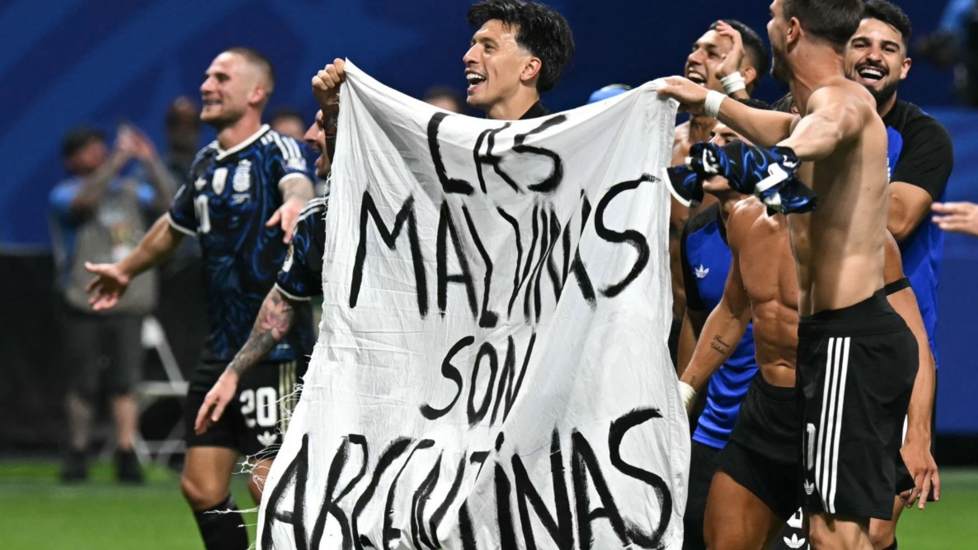 Los jugadores no ocultaron su alegría tras el paso a la final.