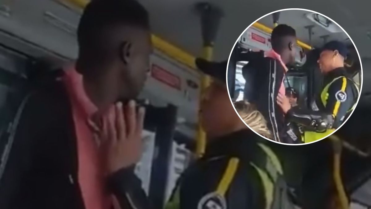 Hombre intimidó con cuchillo a vigilante de TransMilenio dentro de un articulado.