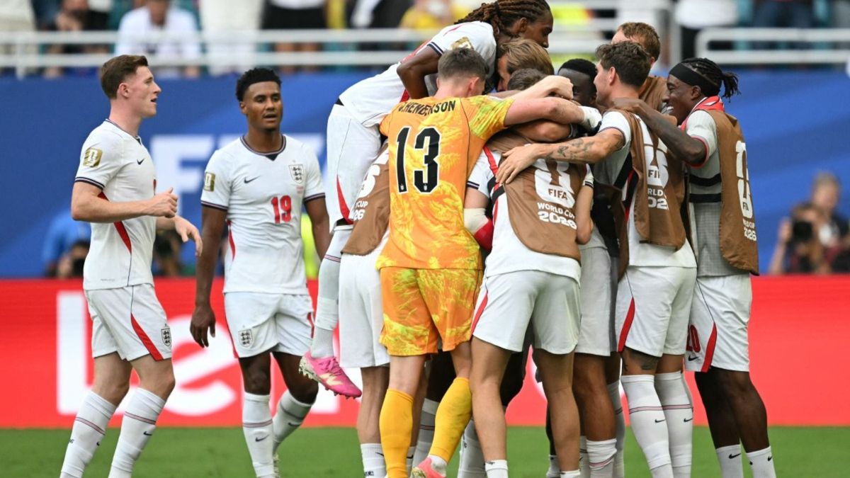 Francia, que perdía 0-4 en el descanso, soñó con una remontada gracias a un doblete de Kylian Mbappé (48' y 66').