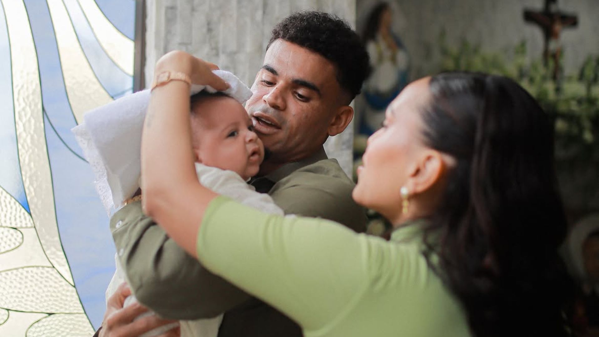 Bautizo hijo de Luis Díaz