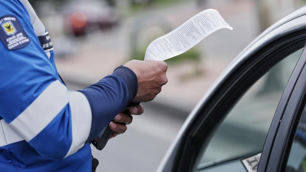 La nueva regulación del Ministerio de Transporte pone fin al traspaso a persona indeterminada y define cómo deberán regularizarse los vehículos que siguen bajo esa figura.
