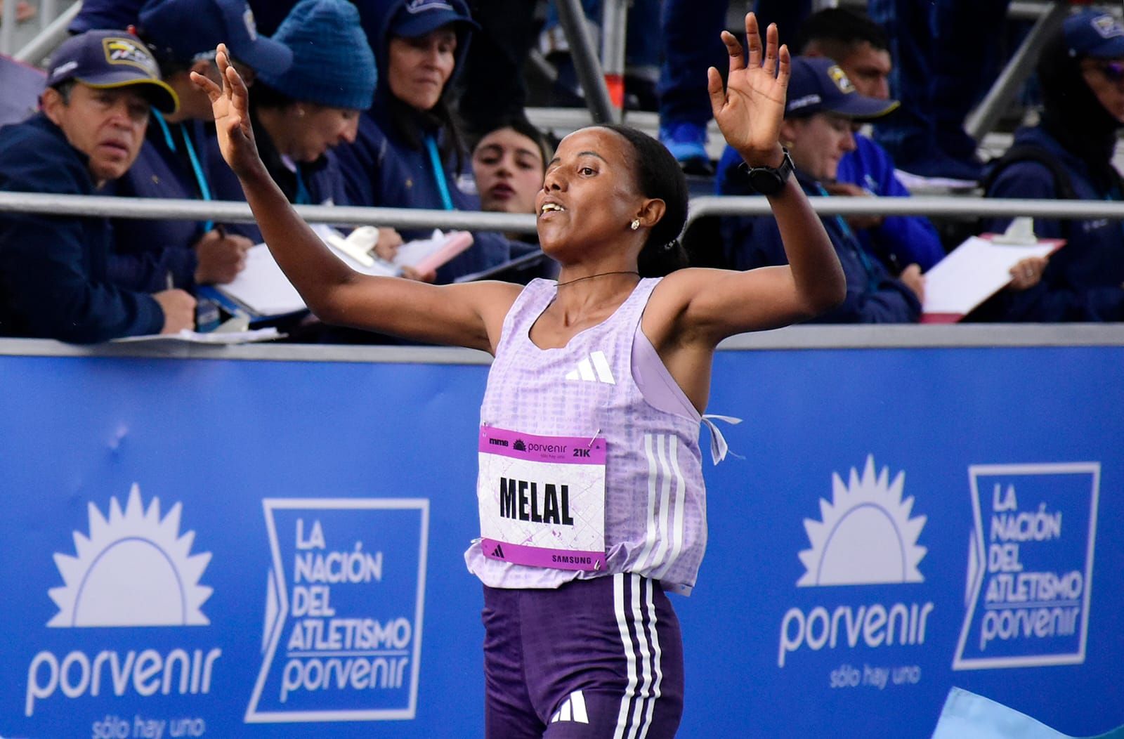 Melal Siyoun logra el primer lugar en la Media Maratón de Bogotá 2026 en la rama femenina.