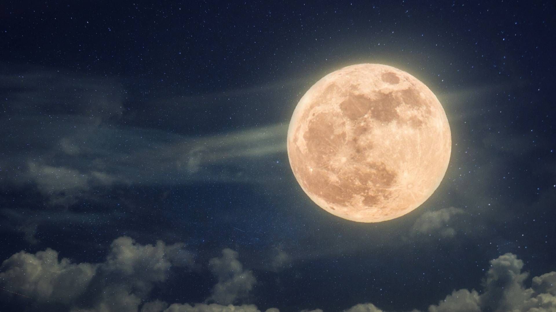 La Luna del Ciervo recibe su nombre por una tradición de los pueblos indígenas de Norteamérica relacionada con los ciervos machos.