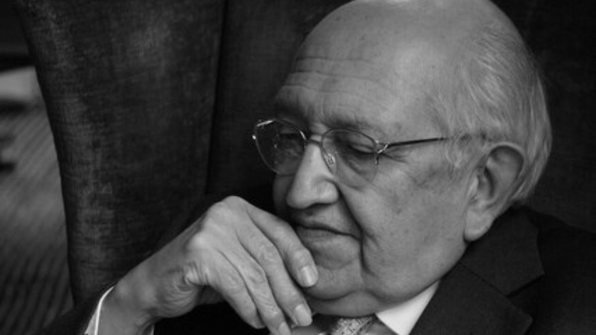 El autor falleció el 28 de julio de 2026, a sus 94 años de edad.