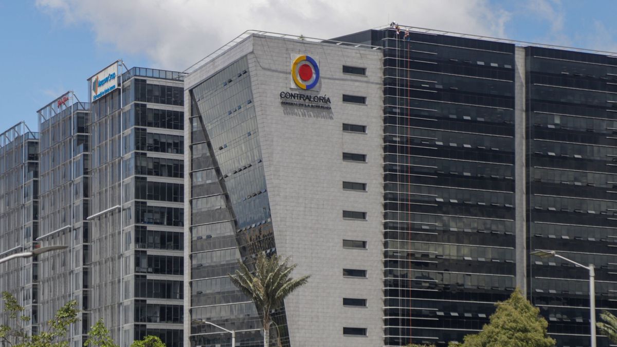 De acuerdo con la información conocida, el concurso sigue siendo objeto de recursos que buscan frenar o modificar su desarrollo, en medio de intereses contrapuestos entre distintos sectores.