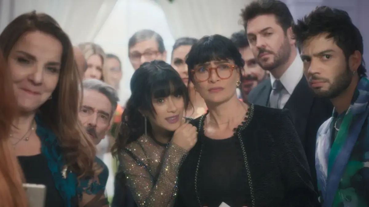 Ana María Orozco vuelve como Betty en la tercera temporada de Betty la fea: Más Fea Que Nunca, junto al regreso de personajes de la historia original.