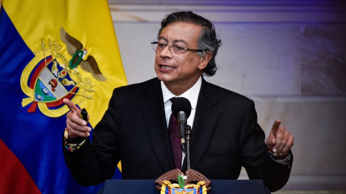 El viaje también coincide con el anuncio del presidente entrante de Abelardo de la Espriella de no mantener relaciones diplomáticas con Cuba, al considerar “tiranos” a sus dirigentes.