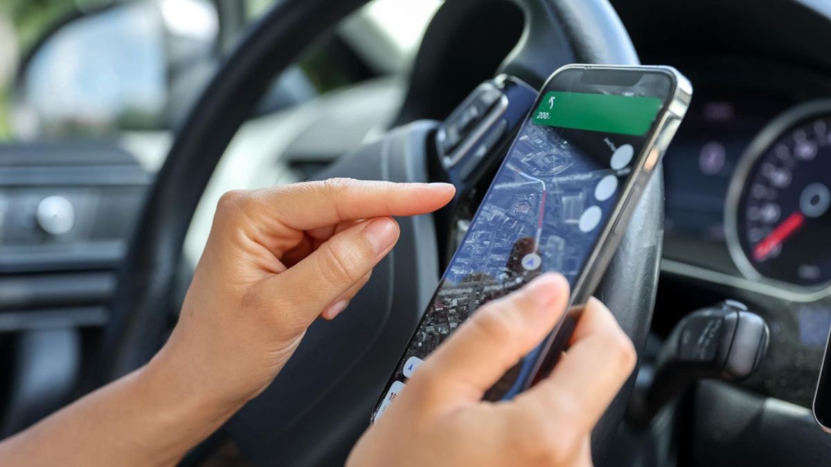 Una vez descargado el mapa, la aplicación puede seguir utilizándose aunque el teléfono no tenga datos móviles o cobertura.