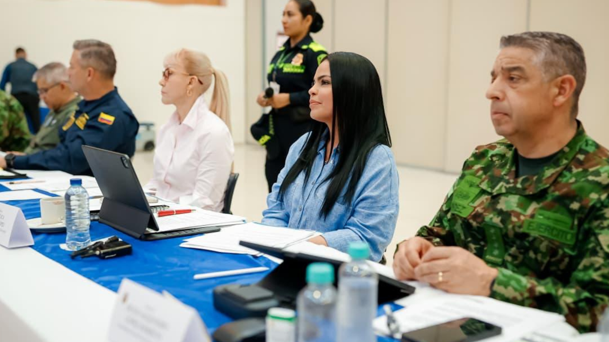 En la Base Aérea Marco Fidel Suárez de Cali se realizó un consejo de seguridad para definir acciones, de cara al 7 de agosto.