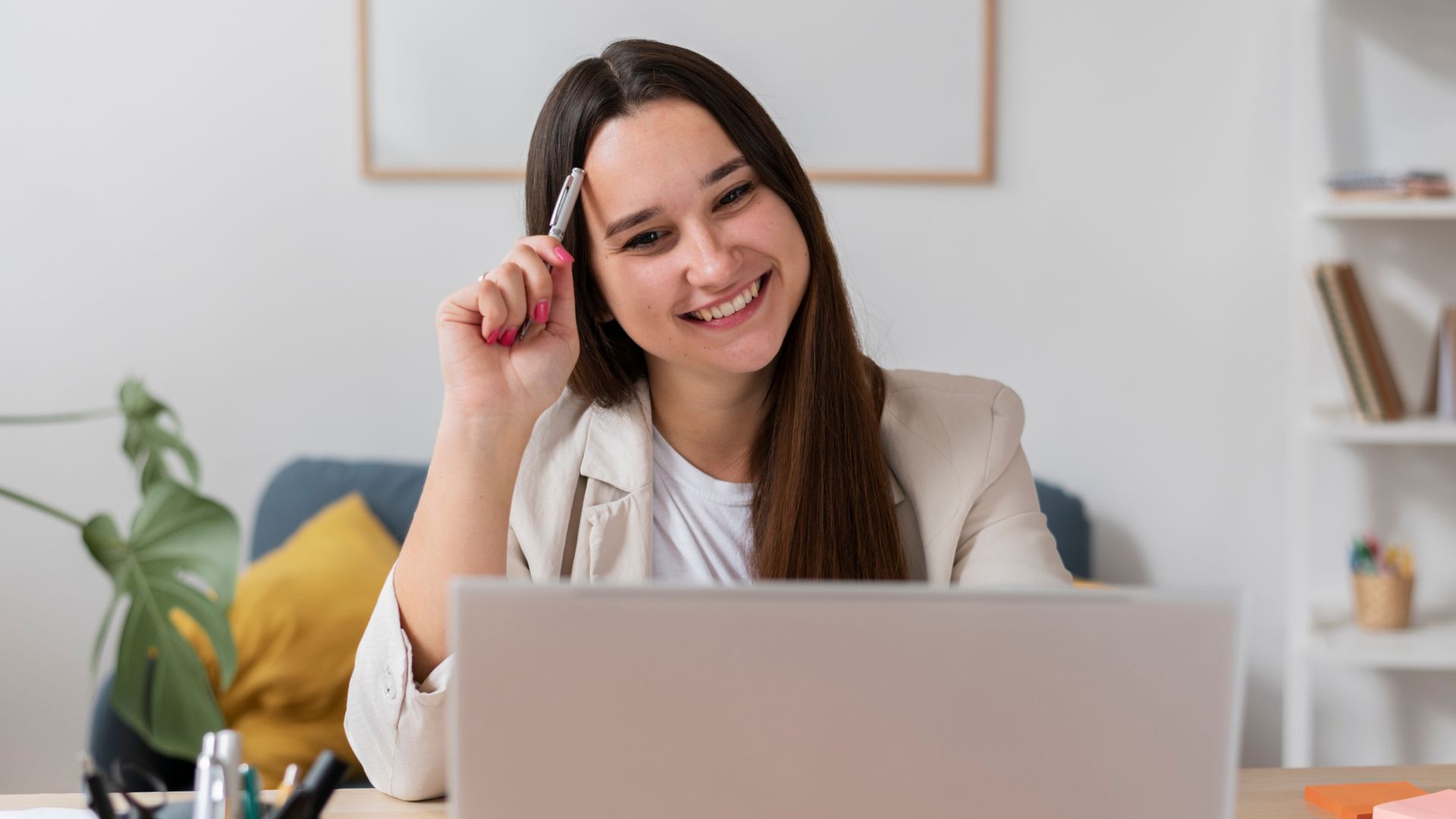 La beca está pensada únicamente para mujeres.