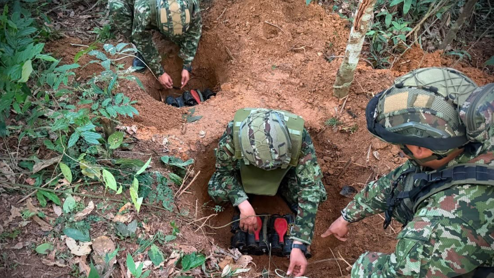 Minas antipersona destruidas por el Ejército Nacional.