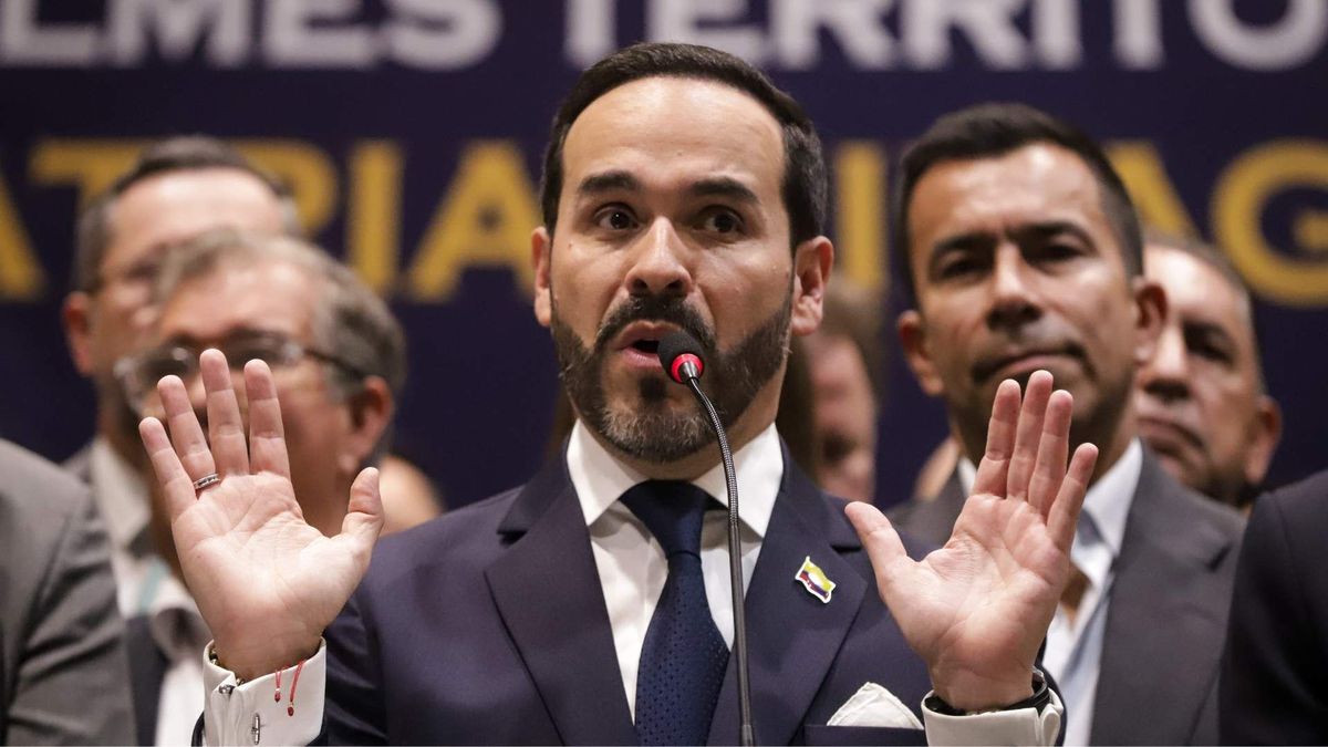 La delegación de Estados Unidos para la posesión presidencial, la conformación del gabinete y la elección del contralor marcaron la agenda política.