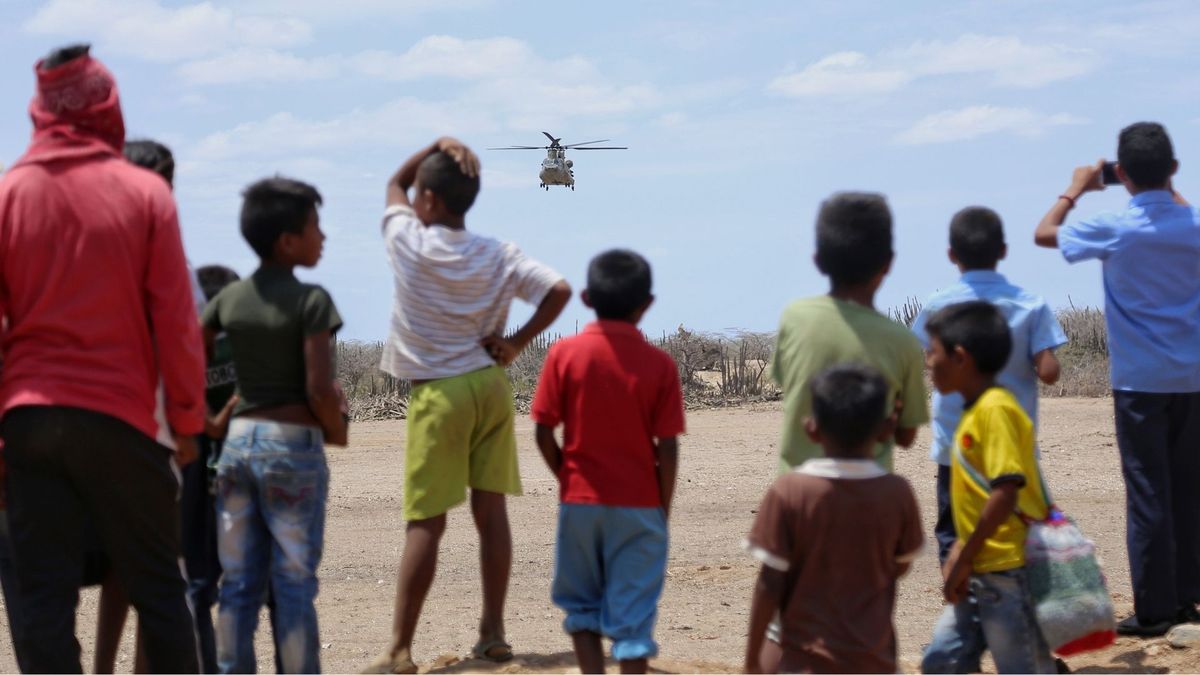 Nueve años después de la declaratoria de un estado de cosas inconstitucional, las autoridades que deberían responder por el suministro de agua potable a la población wayuu siguen sin cumplir las órdenes de la Corte Constitucional.