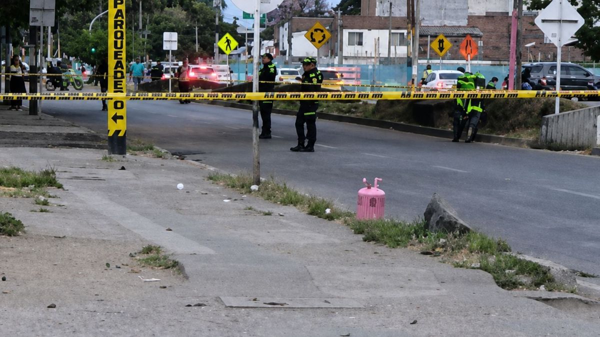 Autoridades descartan la presencia de explosivos en un cilindro abandonado sobre una vía de Palmira.