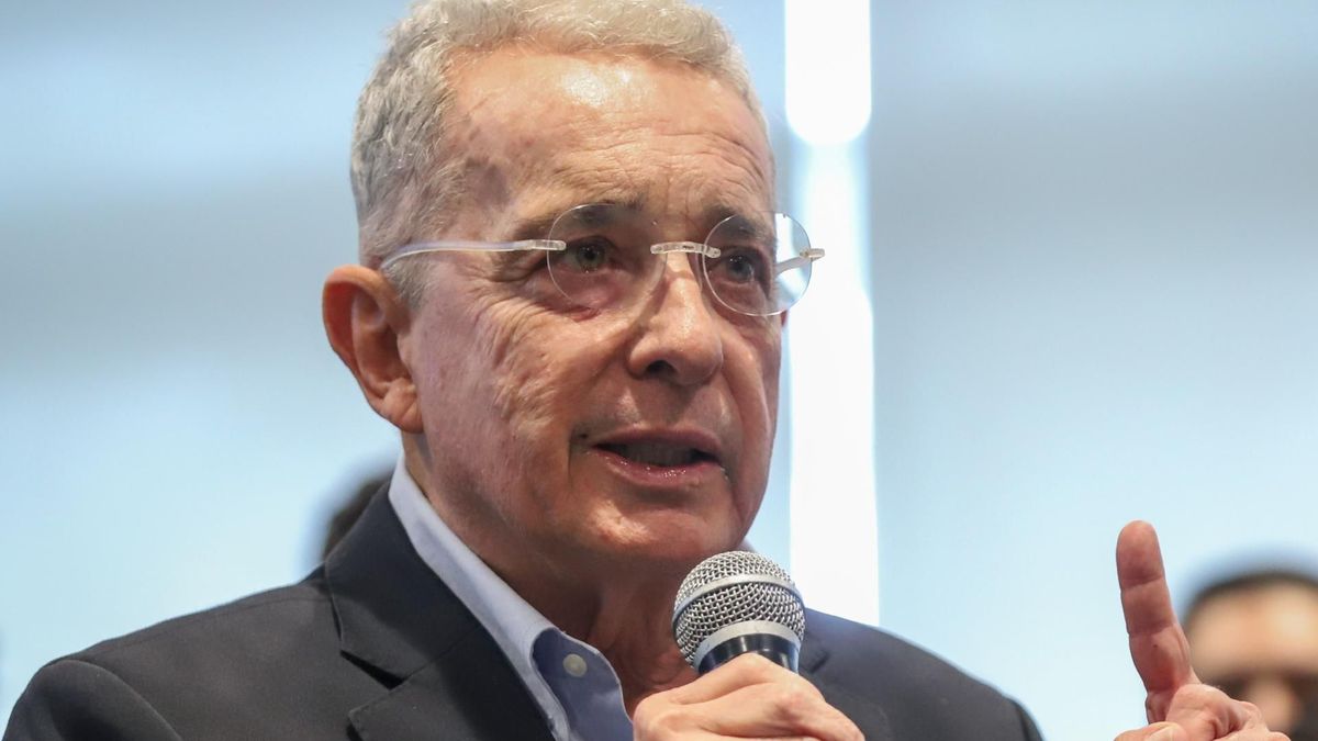 Álvaro Uribe