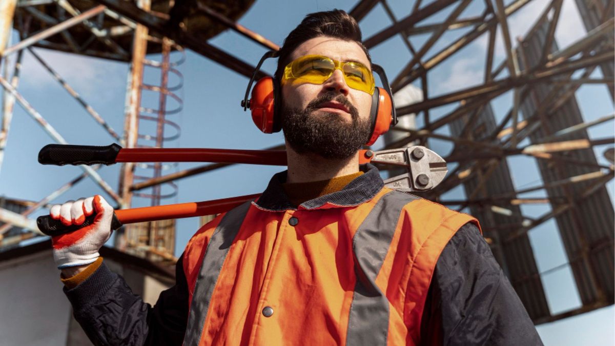Cuando la persona muere mientras trabajaba, intervienen tanto las autoridades laborales como la Administradora de Riesgos Laborales (ARL) para establecer qué fue lo que pasó y definir las prestaciones a las que haya lugar.