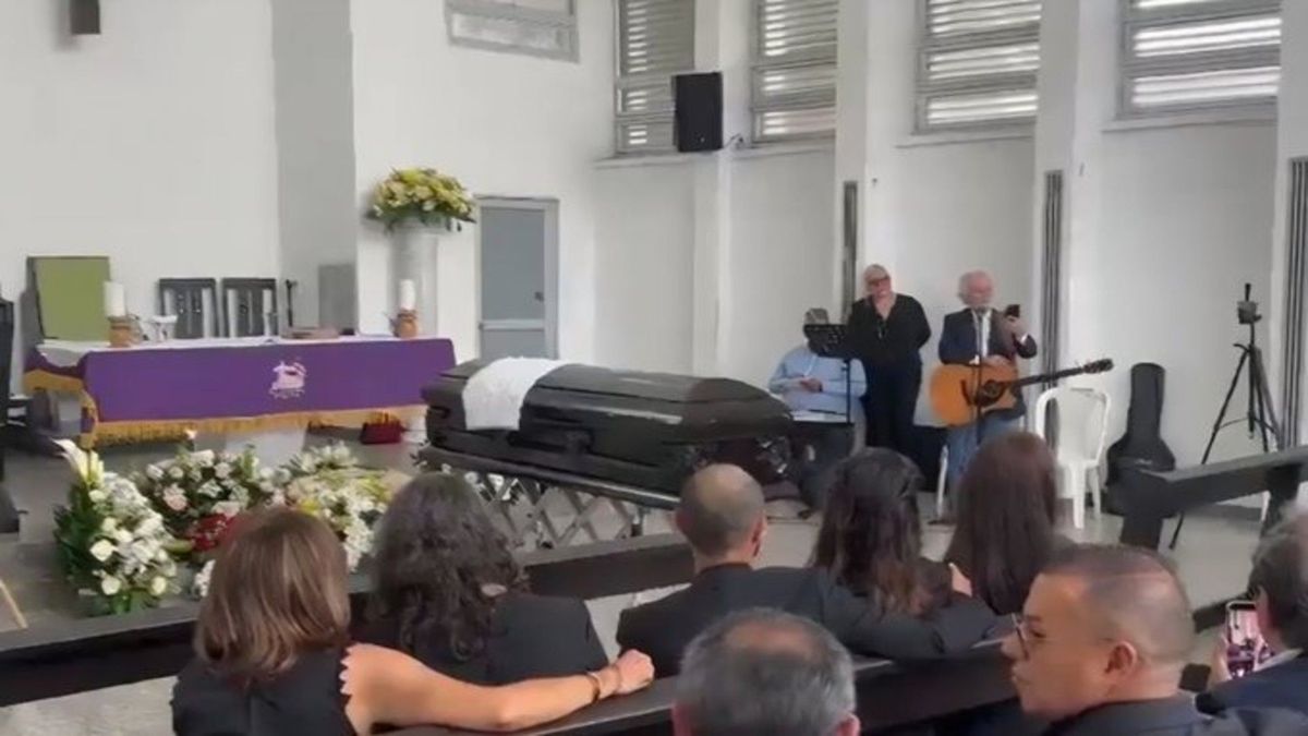 Honras fúnebres de Alfonso Lizarazo
