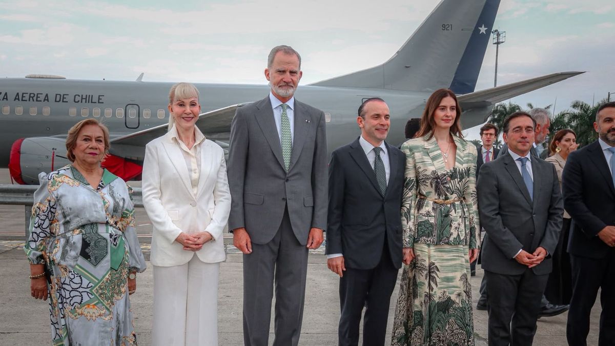 El rey de España y el presidente de Ecuador fue recibido por la gobernadora del Valle y el alcalde de Cali