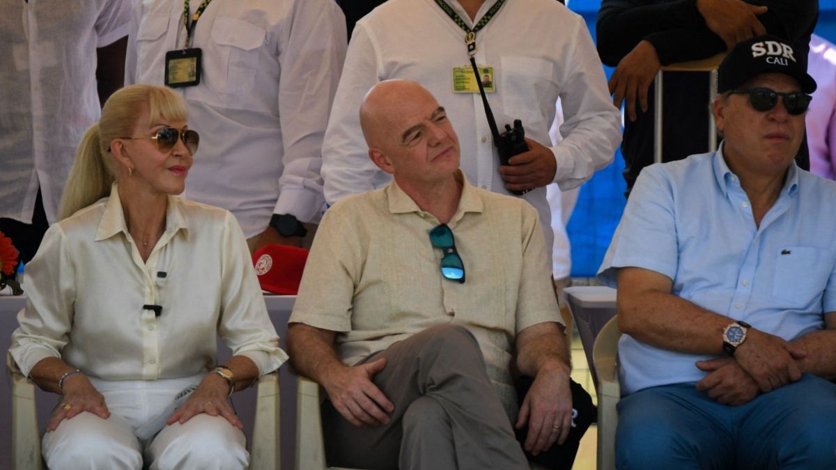 El presidente de la FIFA hizo presencia en la capital del pacífico.