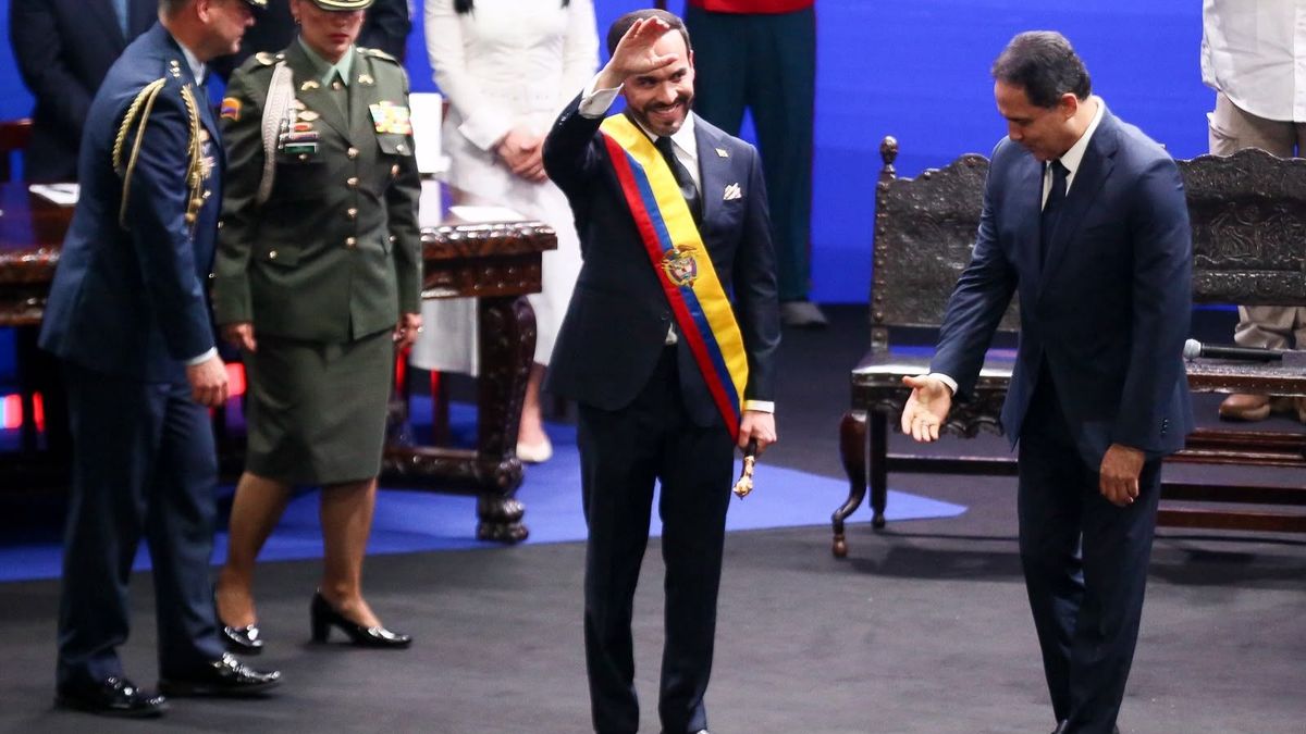 Abelardo de la Espriella tras posesionarse como presidente de Colombia.