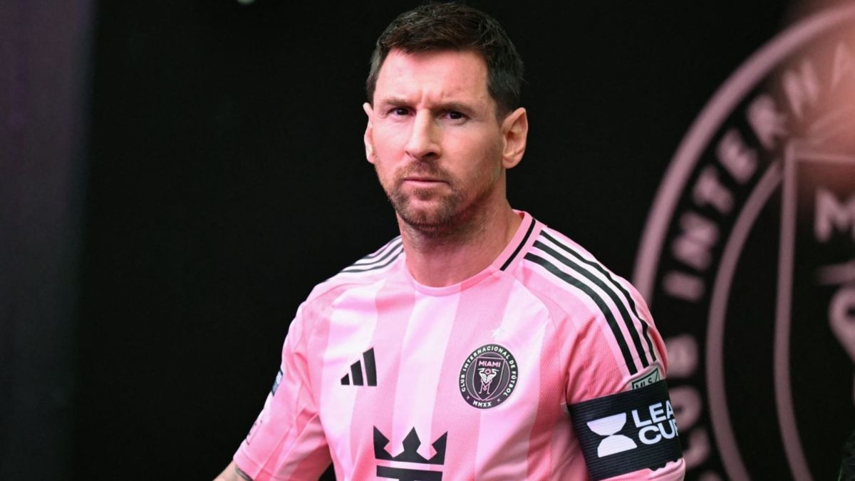 El futbolista argentino habría sido el principal objetivo de las intimidaciones durante la competencia.