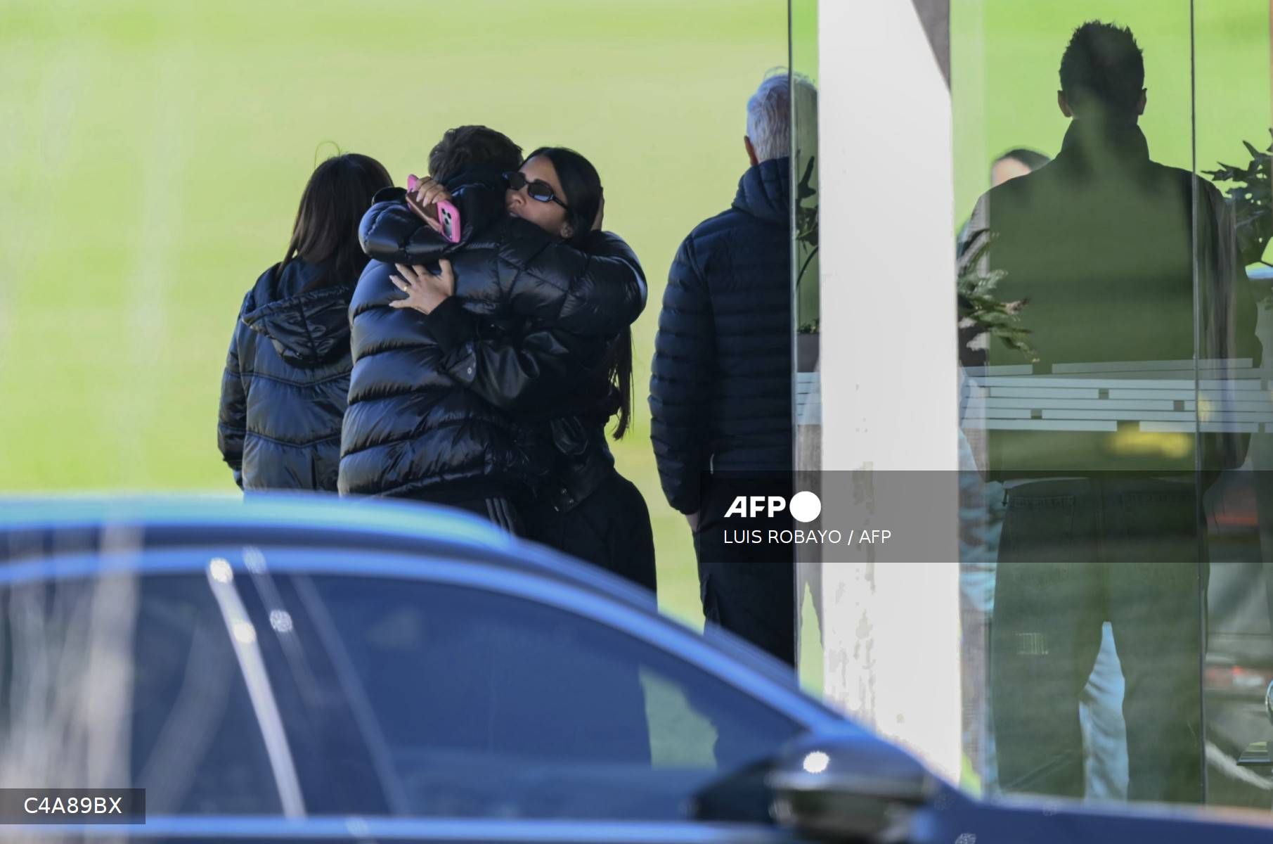 leo messi y antonella