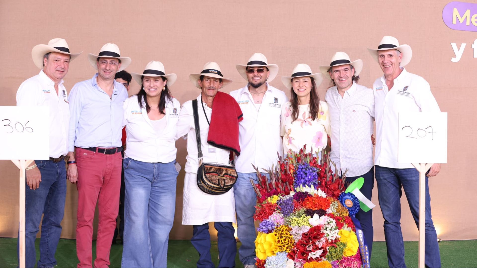 Las autoridades locales también estuvieron presentes durante la jornada. 