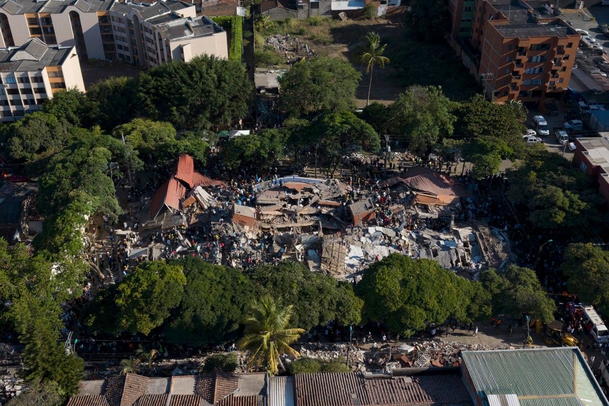 Edificio derrumbado en Cali tras el terremoto del 11 de agosto