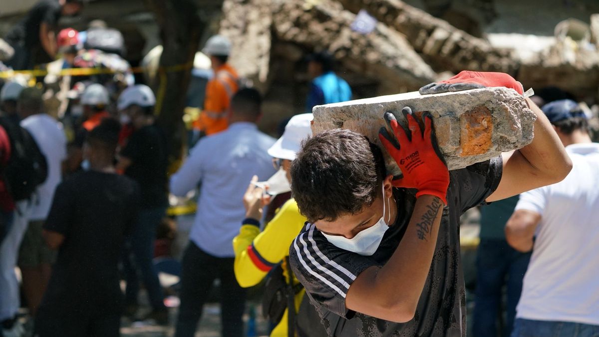 Estragos tras el terremoto en Colombia
