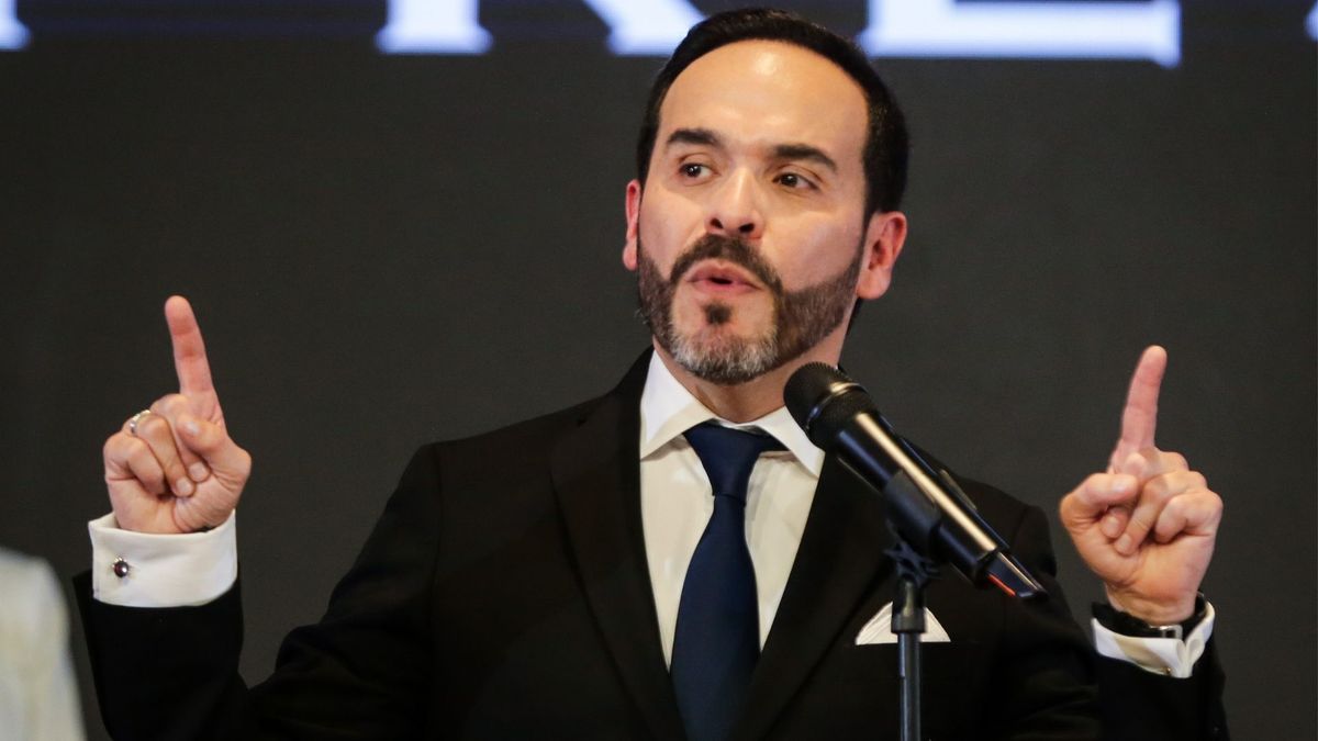 El canciller agregó que se tiene un contacto permanente día y noche con sus homólogos de diferentes países del mundo, con la finalidad de mantener el contacto y las ayudas requeridas.