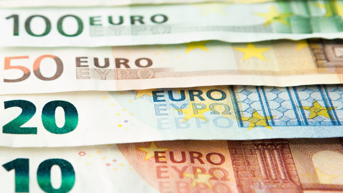 La evolución del euro frente al peso colombiano continuará dependiendo del comportamiento del mercado cambiario y de factores relacionados con la oferta y la demanda de la moneda europea.