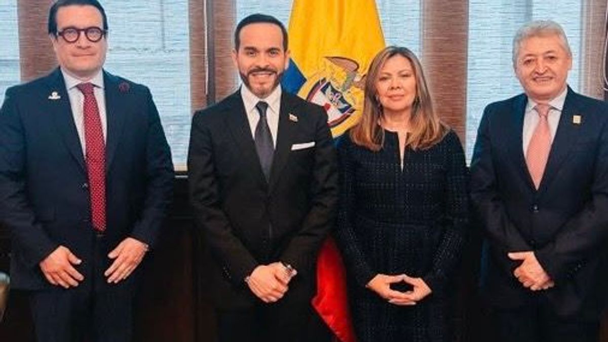 Reunión presidente Abelardo de la Espriella y Fiscal Luz Adriana Camargo.