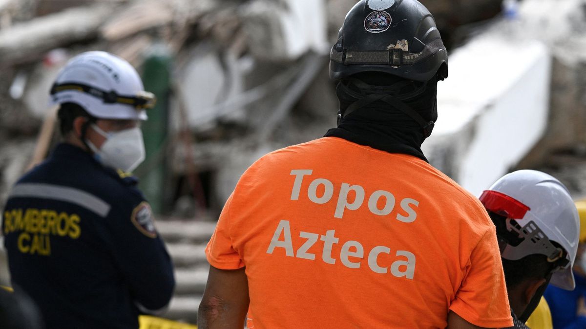 Topos Azteca en Colombia