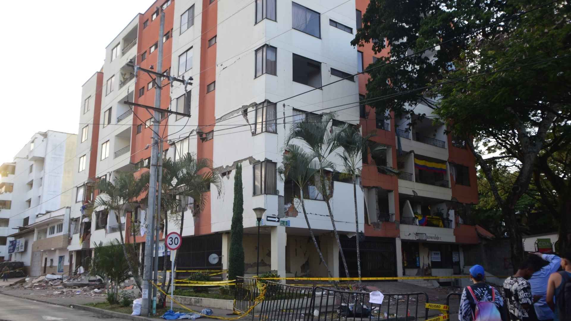 En caso de pérdida parcial, el seguro puede reconocer el valor de las reparaciones necesarias para recuperar las condiciones de la vivienda.