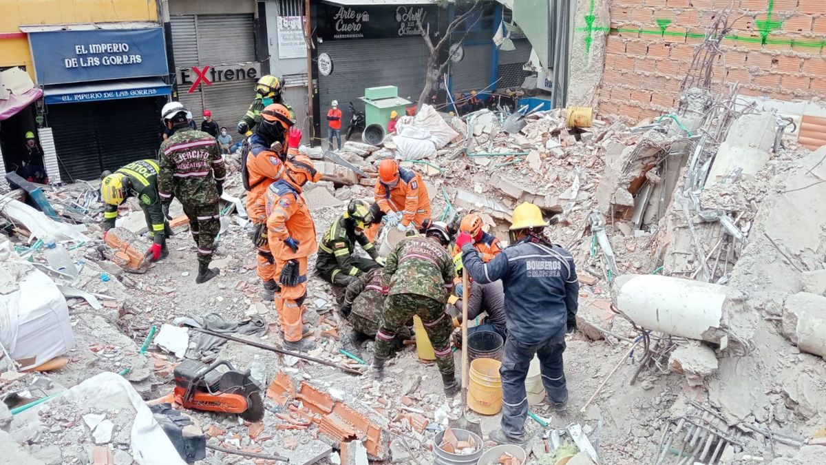 A 107 se eleva la cifra de fallecidos en Risaralda por el terremoto: 285 personas siguen desaparecidas